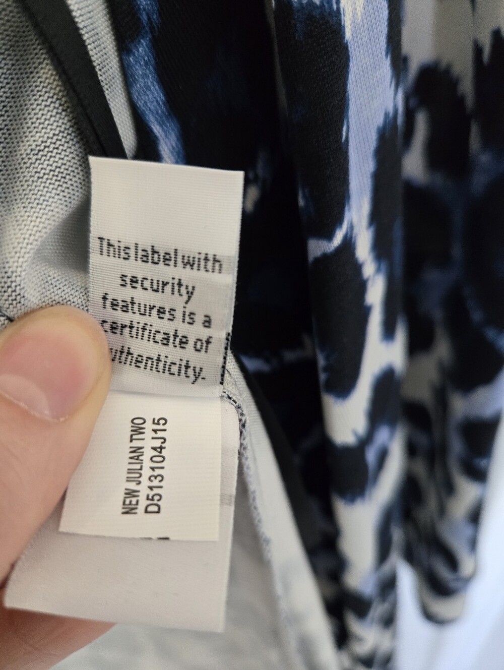 Diane Von Furstenberg DVF New Julian Silk Jersey Wrap Dress Size 12 Snow Cheetah - Picture 11 of 15